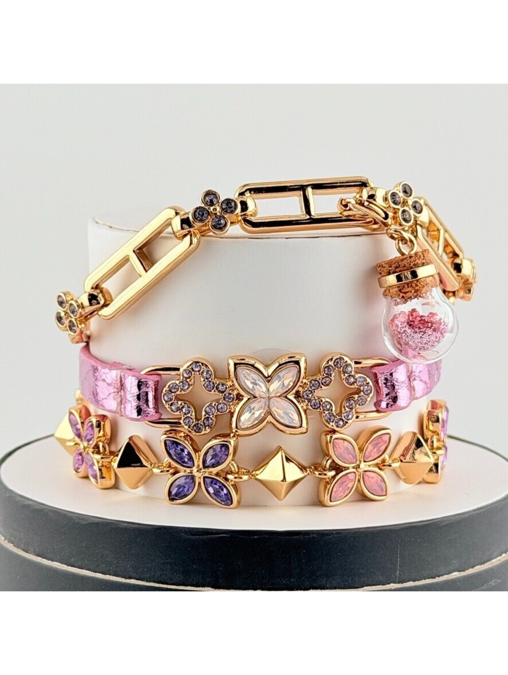 Bomb Party Halloween Stacks "Grandma's Witchy Kitchen" on Yellow Gold CLOVERS